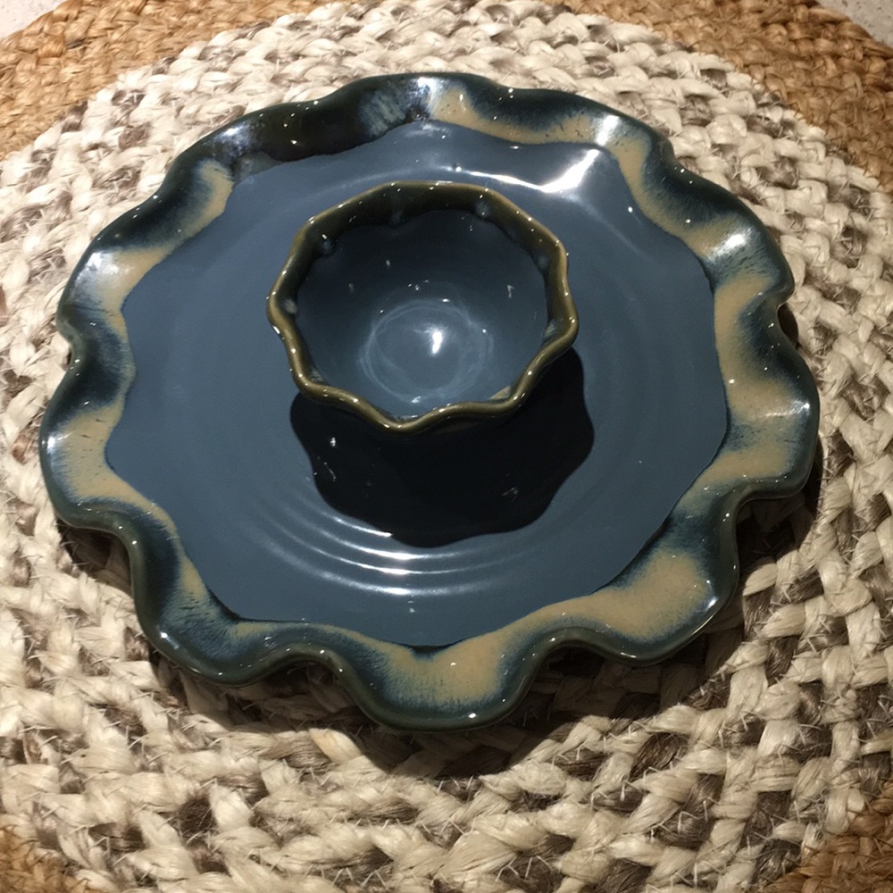 Bumbleweed Pottery Chip Dish!